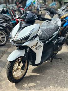 QJ Motor AX200s