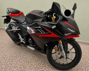 Honda CBR150R