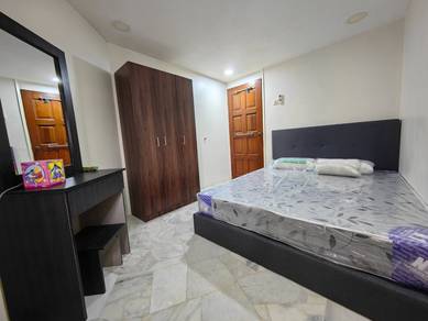 Room in Sentul, KUL