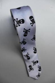 SLIM Pirates Jolly Roger Skull WHITE Neck Tie