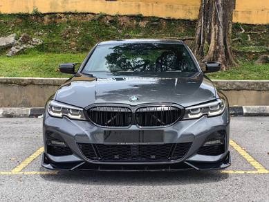 BMW 330i 30i M SPORT in Desa Petaling, KUL