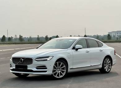 Volvo S90 T8 INSCRIPTION PLUS in Johor Bahru, JHR