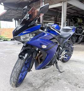 Yamaha R25