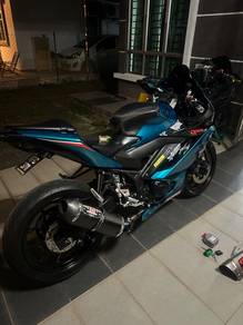 Yamaha R25