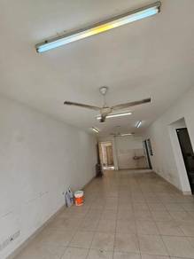 Apartment For Sale in Seri Mutiara Apartment @ Setia Alam