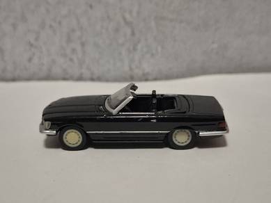 Georgia Mercedes Benz 350 SL
