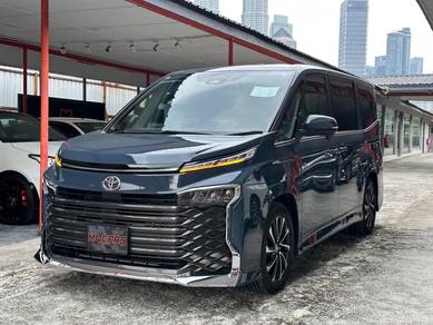 2023 Toyota Voxy S-Z