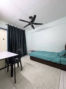 Room in Damansara Perdana, SGR