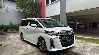 Toyota Alphard SC in Desa Petaling, KUL