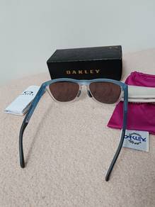 Oakley