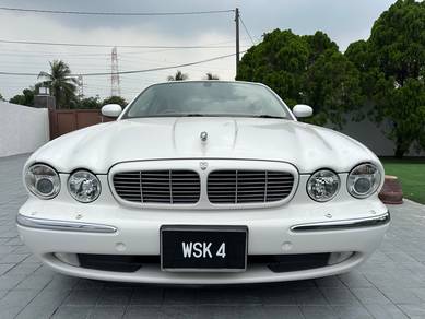 2005 Jaguar XJ8 LUXURY