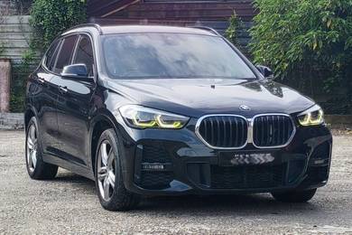 2022 BMW X1 sDRIVE20i M SPORT