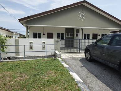 Cluster House For Sale in Sitiawan,PRK