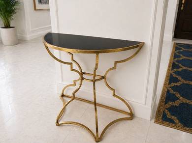 SSF  console table