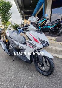 WMOTO GRIFFIN 205
