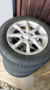 Rim axia + tayar