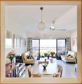 Condominium For Sale in Cameron Towers