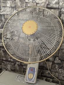 Wall fan