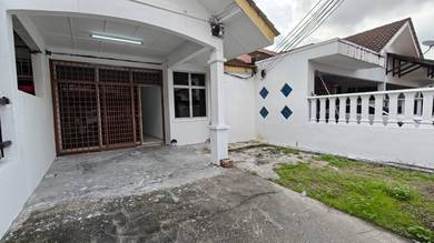 1.5-storey Terraced House For Sale in Ulu Tiram,JHR