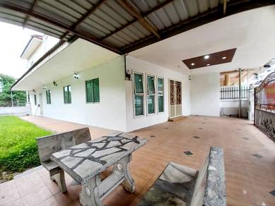 Semi-Detached House For Rent in Batu Maung,PNG