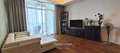 Condominium For Rent in Quayside