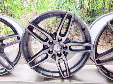 Original Mercedes AMG 18  Inch Rims Made In Poland