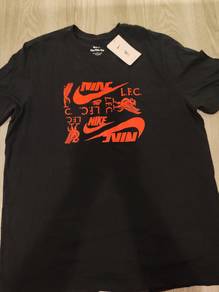 Original Nike Liverpool Tshirt
Size L pit 23x30