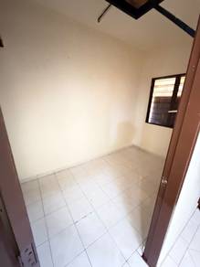 Flat For Rent in Rumah Pangsa Nilam Sari Flat