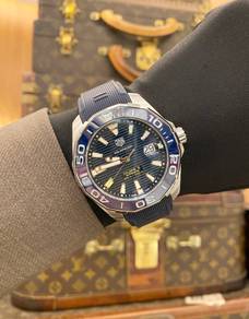 Tag Heuer Aquaracer 300M REF WAY201B Blue Dial