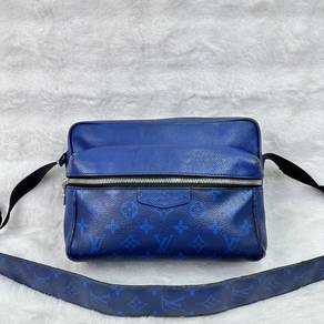 Authentic LV Lighting Blue Outdoor Messenger