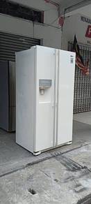LG inverter side by side door fridge auto ice make