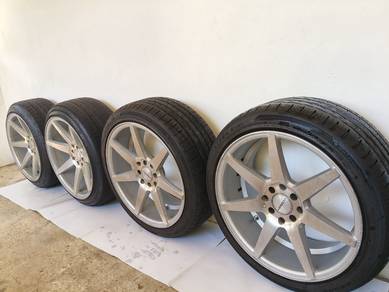 Rim Vossen 17" sekali tayar