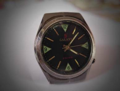 Galaxy Quartz Black Dial Watch