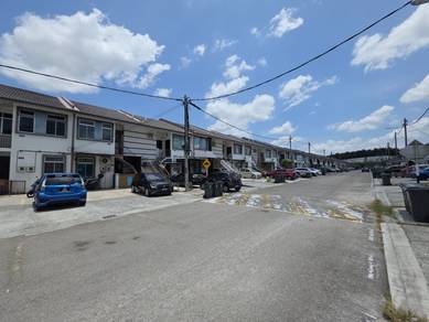 Townhouse For Sale in Senai,JHR
