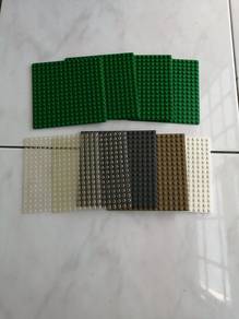 Original LEGO 16x16 building plates