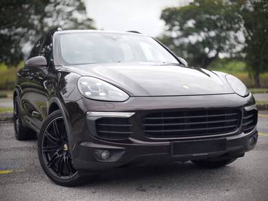 Porsche Cayenne in Sungai Besi, KUL