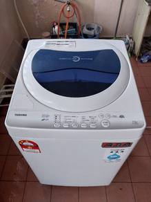 Mesin basuh/ washing machine. 