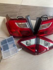 Lampu Belakang Saga VVT 2016-2025