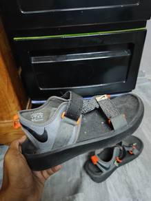Nike sandals 