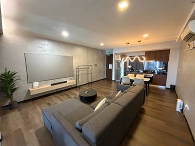 Condominium For Sale in The Landmark