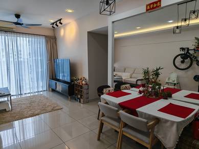 Condominium For Sale in D'Rich Executive Suites