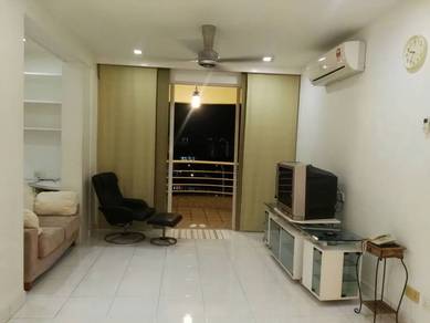 Condominium For Rent in Gold Coast