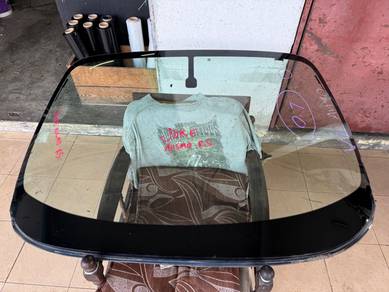 Nissan Juke Nismo RS NFL 2018 Windscreen