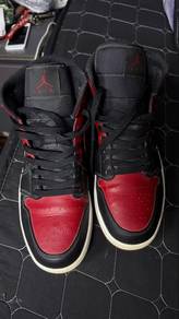 nike air jordan 1 mid