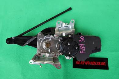 TOYOTA VELLFIRE AGH30 POWER BOOT MOTOr