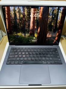 MacBook Pro 14" M3 Pro / 18GB RAM 2TB 