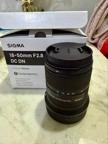 Lens Sigma 18-50mm f/2.8 DC DN (Canon RF Mount)