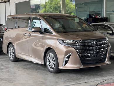Toyota Alphard Z in Sungai Penchala, KUL