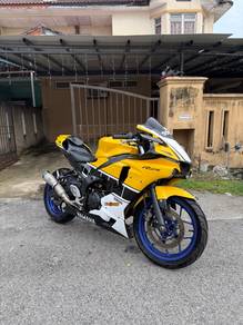 Yamaha R25