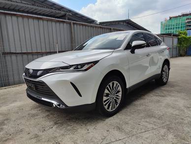 Toyota Harrier LUXURY in Sungai Besi, KUL